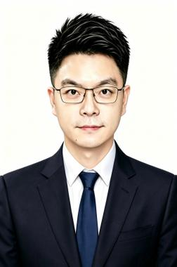 丁泊宇律师照片