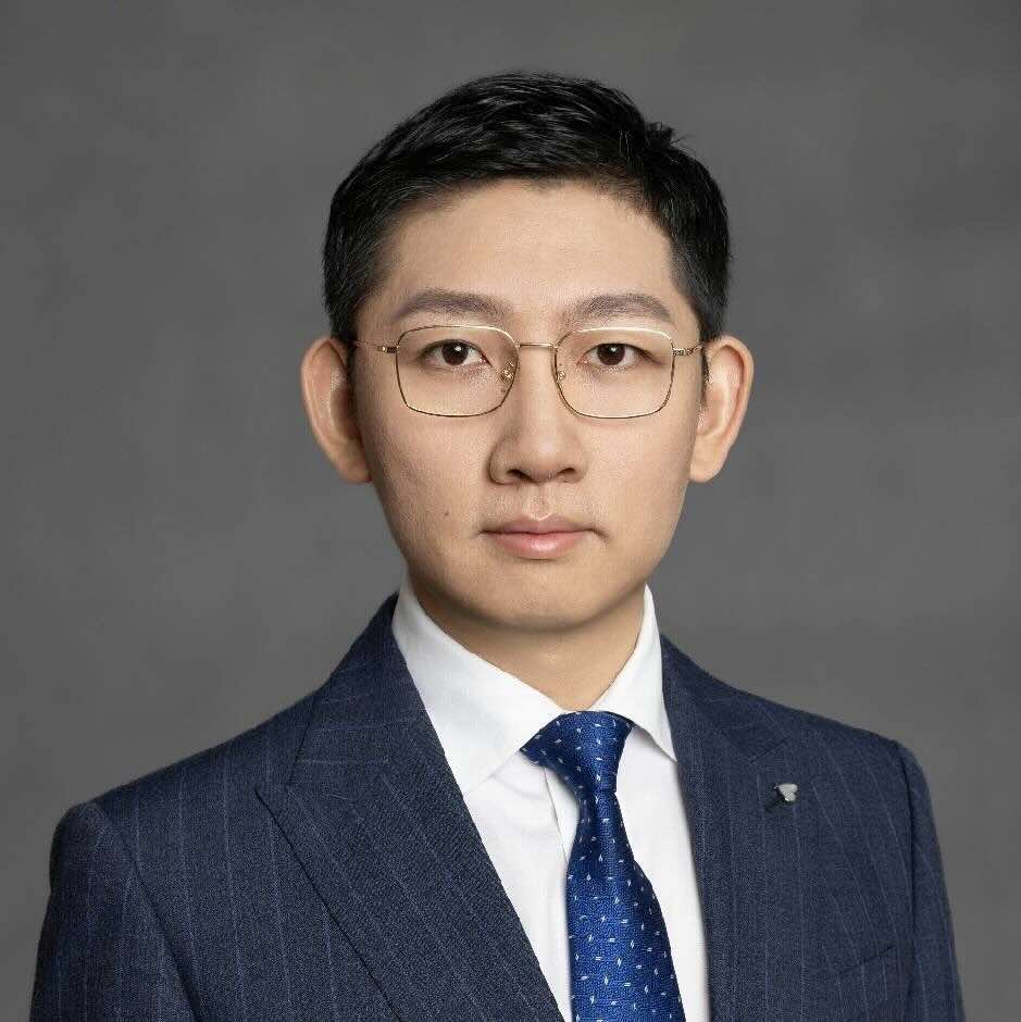 张育楠律师照片